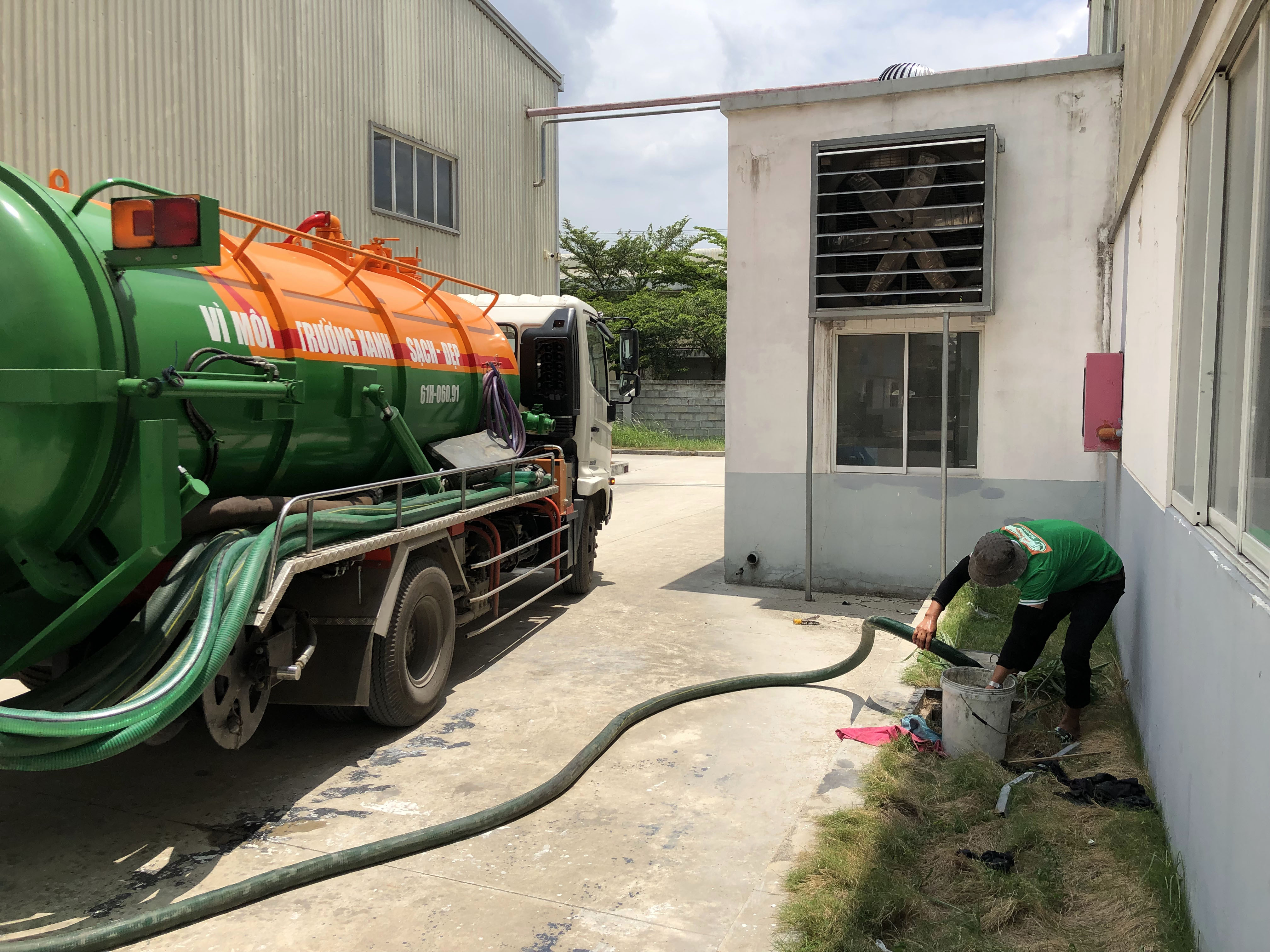 HÌNH ẢNH THI CÔNG HÚT BỂ PHỐT TẠI TP.HÀ NỘI