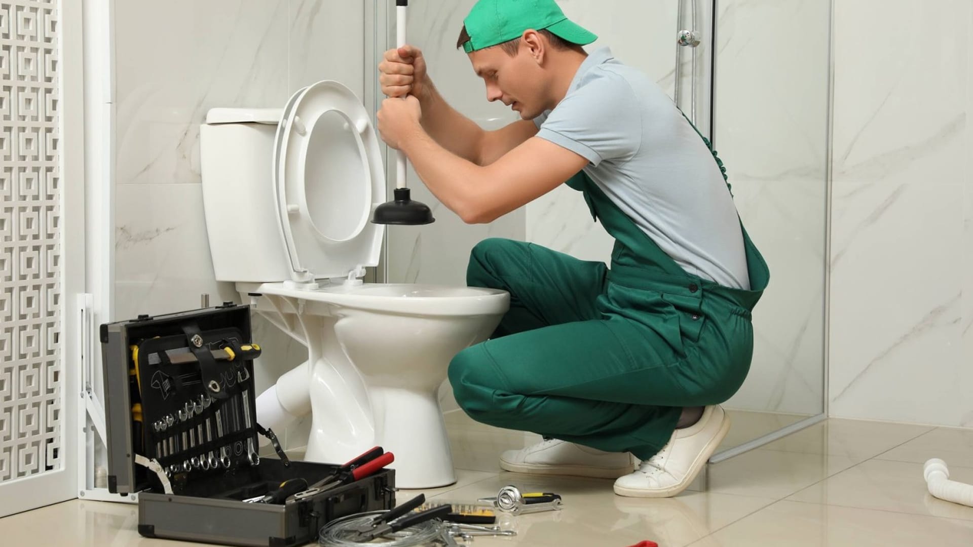 Hút bể phốt tại Hai Bà Trưng